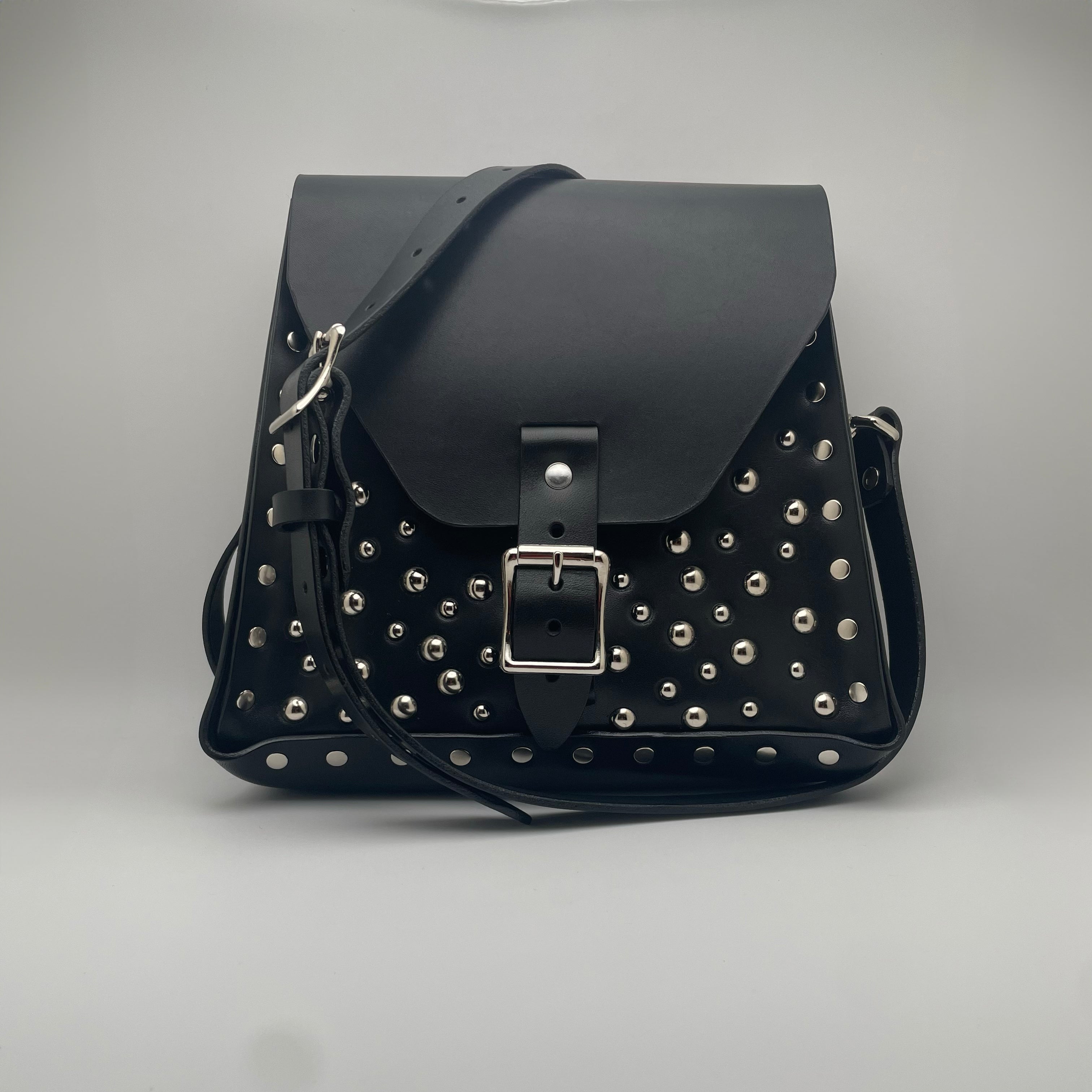 The Sunday Bag – Sunday Leather